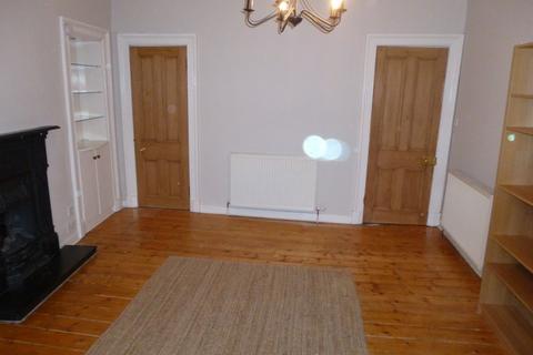 2 bedroom terraced house to rent, Maybank Street, Glasgow G42