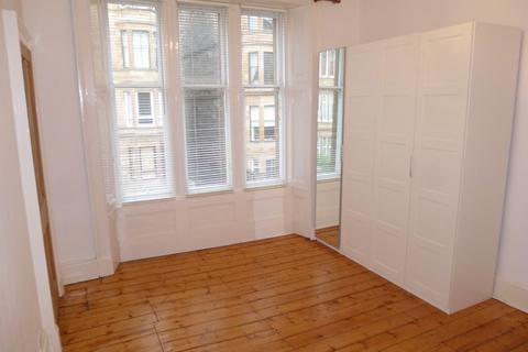 2 bedroom terraced house to rent, Maybank Street, Glasgow G42