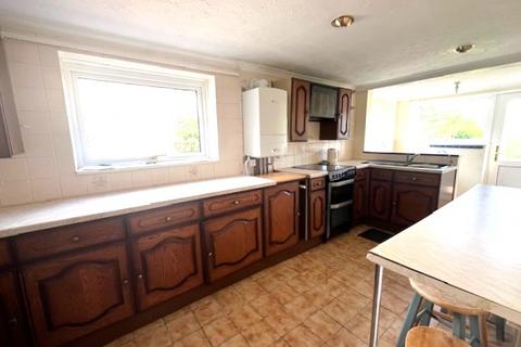 3 bedroom detached bungalow for sale, Manor Lane, Selsey