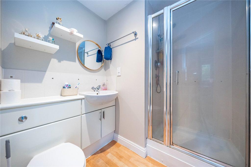 En Suite To Main