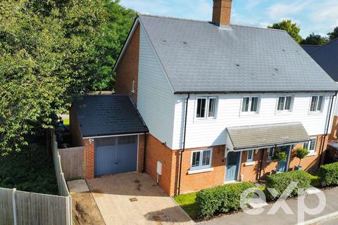 3 bedroom semi-detached house for sale, The Glebe , Maidstone ME18