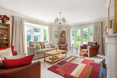 21 Ravine Road, Canford Cliffs, Poole, BH13 7HT