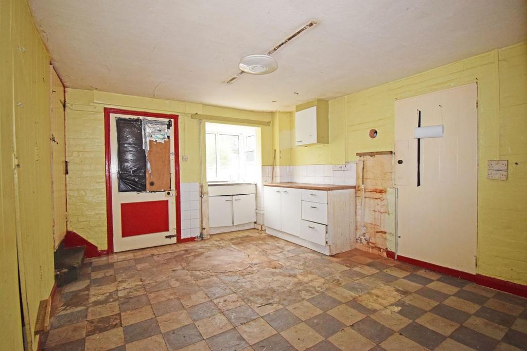 Wyche House, kitchen a.jpg