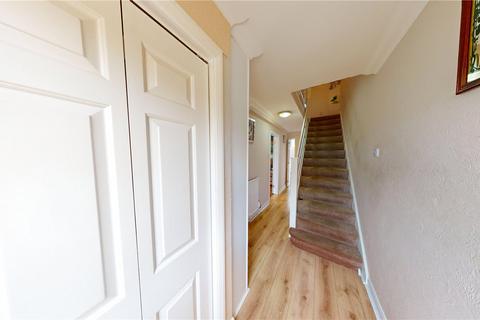 27 Lower Crescent, Linford, Stanford-le-hope, SS17 0QJ