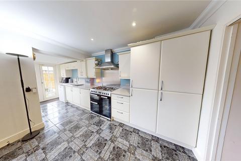 27 Lower Crescent, Linford, Stanford-le-hope, SS17 0QJ