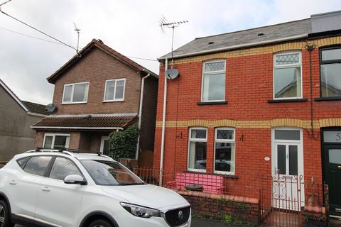 3 bedroom end of terrace house for sale, Aberkenfig, Bridgend CF32