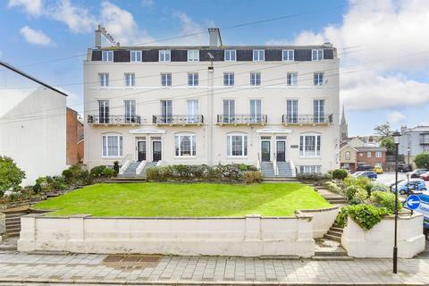 2 bedroom apartment for sale, Lind Street, Ryde, Isle of Wight