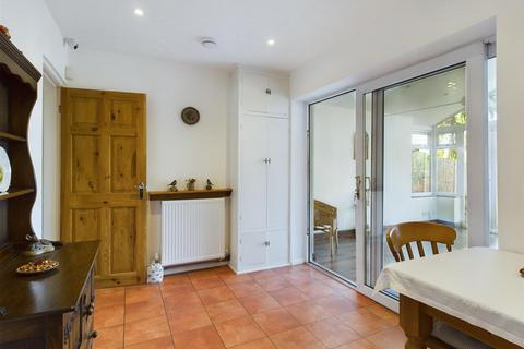 26 Cedar Gardens, Kinver, Stourbridge, DY7 6BW