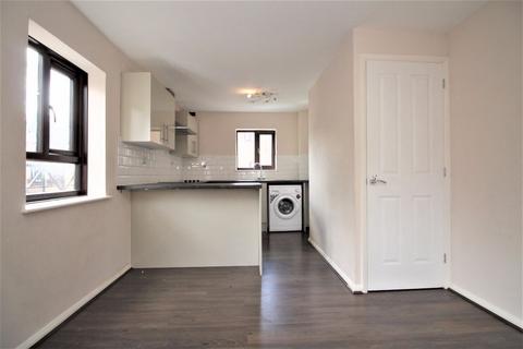 2 bedroom apartment for sale, Hallywell Crescent, Beckton, E6