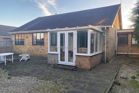 4 bedroom detached bungalow for sale, Hawthorne Way, Shafton, S72