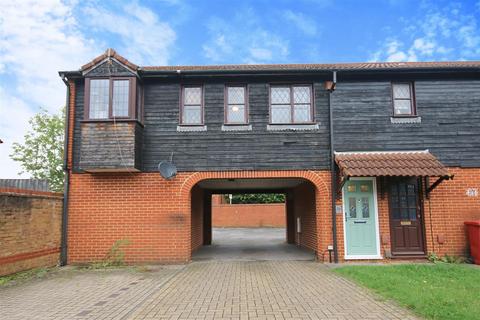 1 bedroom maisonette for sale, Flamborough Spur, Slough