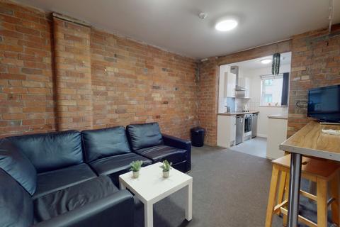 4 bedroom flat to rent, Lower Brown Street, Leicester LE1