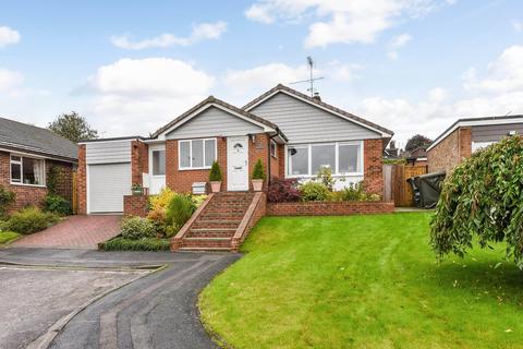 3 bedroom bungalow for sale, Will Hall Close, Alton, Hampshire