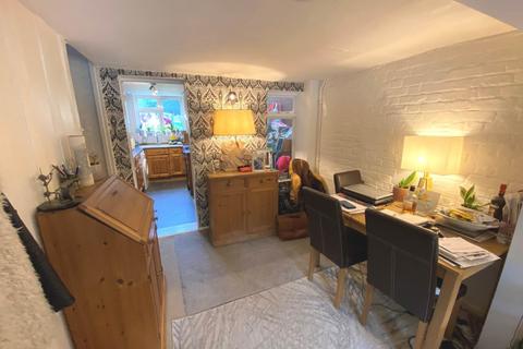 2 bedroom cottage to rent, Back Lane, Letchmore Heath