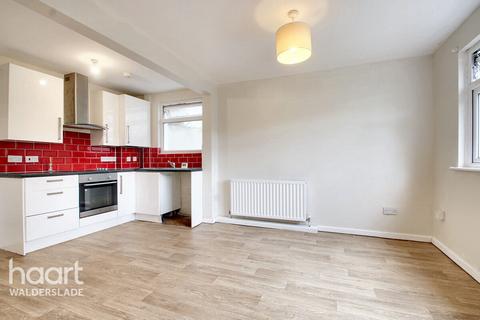 1 bedroom maisonette for sale, Boxley Road, Chatham