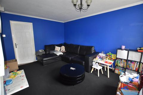 2 bedroom terraced house for sale, Beverley Gardens, Bicester