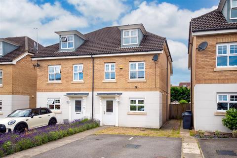 3 bedroom semi-detached house to rent, Bampton Drive, Mill Hill, NW7