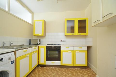 1 bedroom flat for sale, CHAIN FREE * SANDOWN