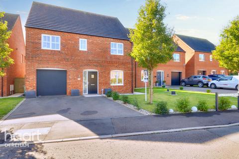 4 bedroom detached house for sale, Pollywiggle Drive, Swaffham