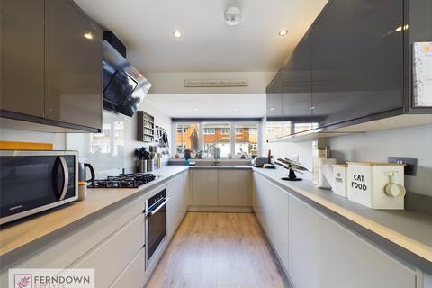 5 Byfield Close, Birmingham, B33 0XT
