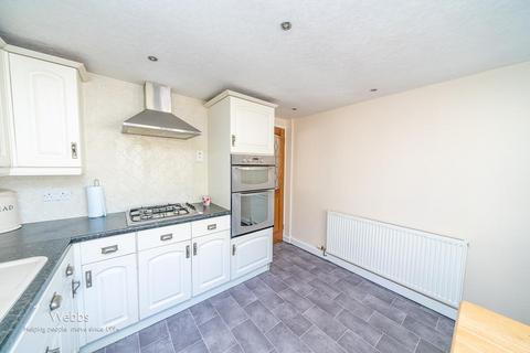 102 Fallowfield Road, Walsall, WS5 3DW
