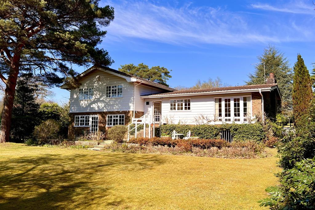 Nyetimber Copse West Chiltington RH20 4 Bed Detached House For Sale nyetimber-copse-west-chiltington-rh20-4-bed-detached-house-for-sale