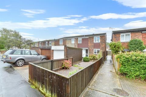 3 bedroom end of terrace house for sale, Sherrydon, Cranleigh, Surrey