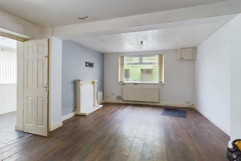 2 bedroom end of terrace house for sale, Harris Street, Hirwaun, CF44