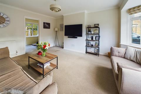 2 bedroom end of terrace house for sale, Southgate, Crawley