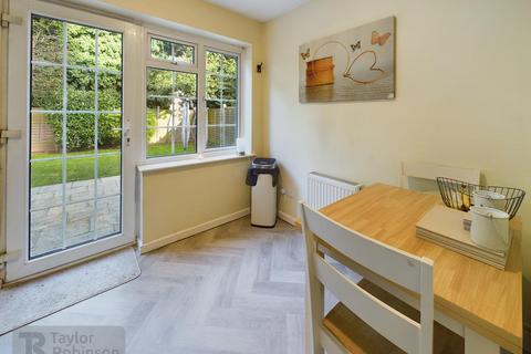 2 bedroom end of terrace house for sale, Southgate, Crawley