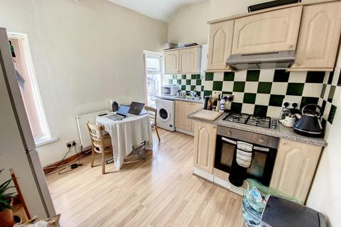 2 bedroom flat to rent, 148 Cathays Terrace, Cathays, Cardiff