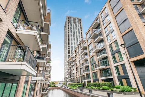 3 bedroom flat for sale, Kings Tower, Chelsea Creek SW6