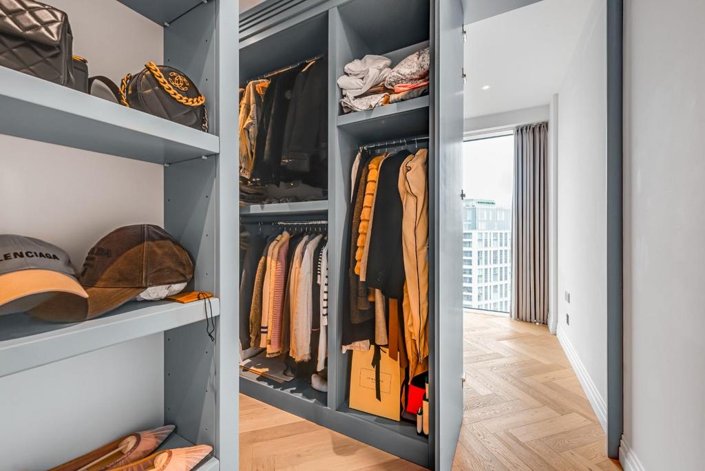 Walk In Wardrobe