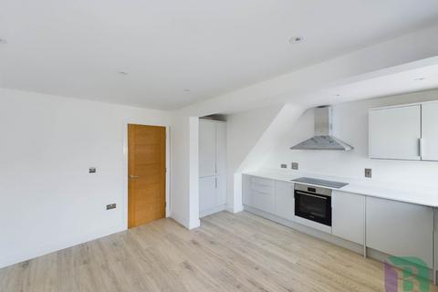 3 bedroom duplex for sale, High Street, Milton Keynes MK17