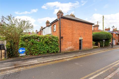 3 bedroom end of terrace house for sale, Victoria Road, Farnham, Surrey, GU9