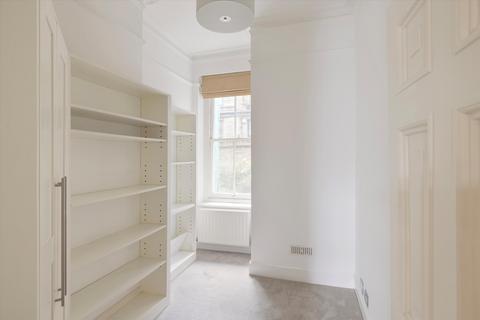 5 bedroom flat for sale, Iverna Court, London, W8