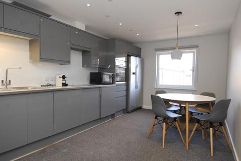 5 bedroom flat to rent, 75-77 Cornwall Street, Plymouth PL1