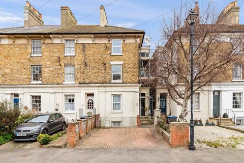 1 bedroom flat for sale, Saxon Street, Dover, CT17