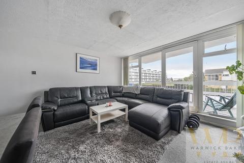 2 bedroom flat for sale, Riverside, Shoreham-By-Sea