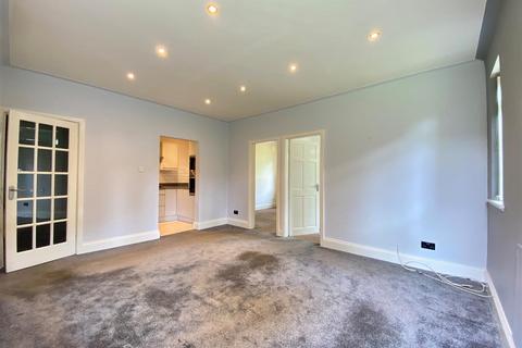 2 bedroom apartment to rent, Didsbury, Wilmslow Road, Manchester