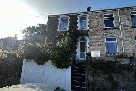 2 bedroom end of terrace house for sale, Berwick Terrace, Mount Pleasant, Swansea