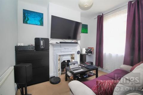 2 bedroom terraced house for sale, Park Road, Waltham Cross