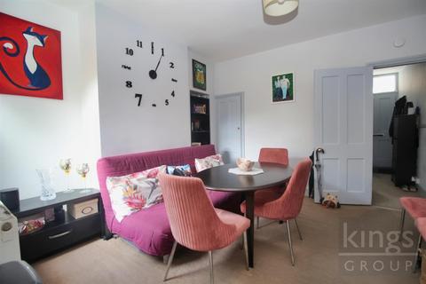 4 Park Road, Waltham Cross, EN8 8AG