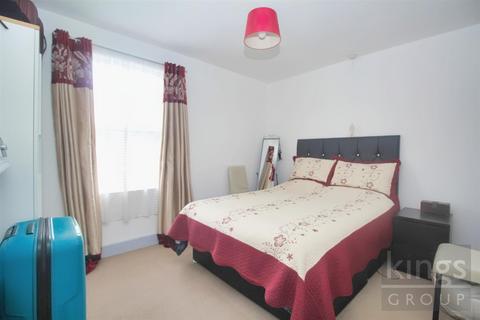 4 Park Road, Waltham Cross, EN8 8AG