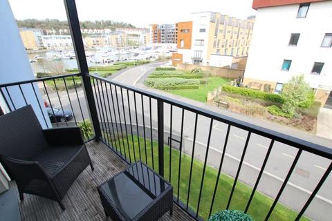 2 bedroom apartment to rent, Phoenix Way, Bristol BS20