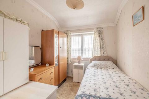 43 Garrard Road, Slough, SL2 2QN