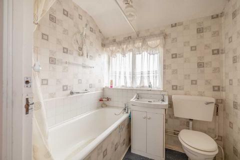 43 Garrard Road, Slough, SL2 2QN