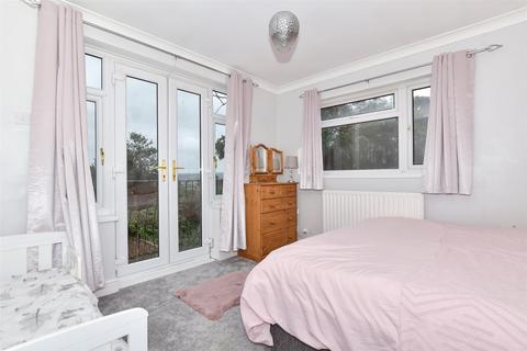 92 Frindsbury Road, Rochester, ME2 4HY