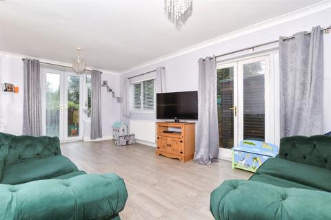 4 bedroom detached house for sale, Frindsbury Road, Strood, Rochester, Kent