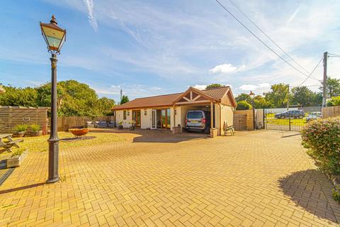 6 bedroom detached house for sale, Penyrheol, Pontypool, NP4